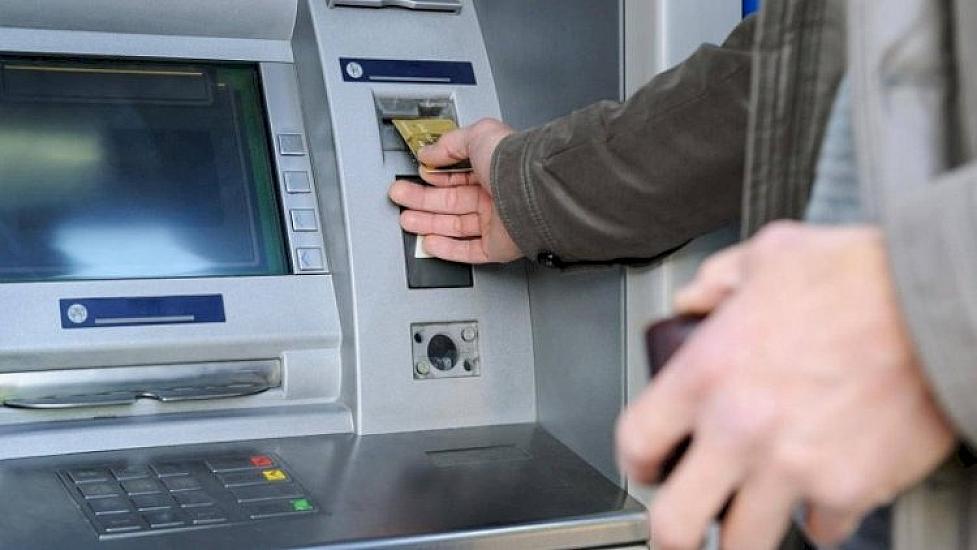 Bu şəxslərə hər ay 1700 manat 
