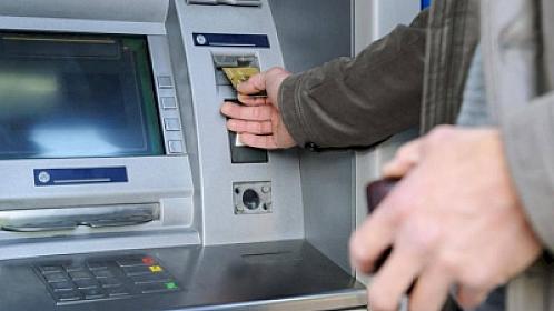 Bu şəxslərə hər ay 1700 manat 