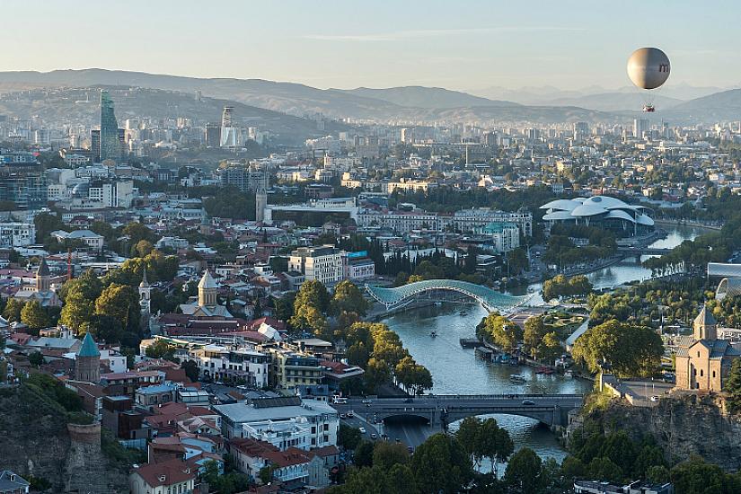 Gürcüstan yenə mənfi saldoda 