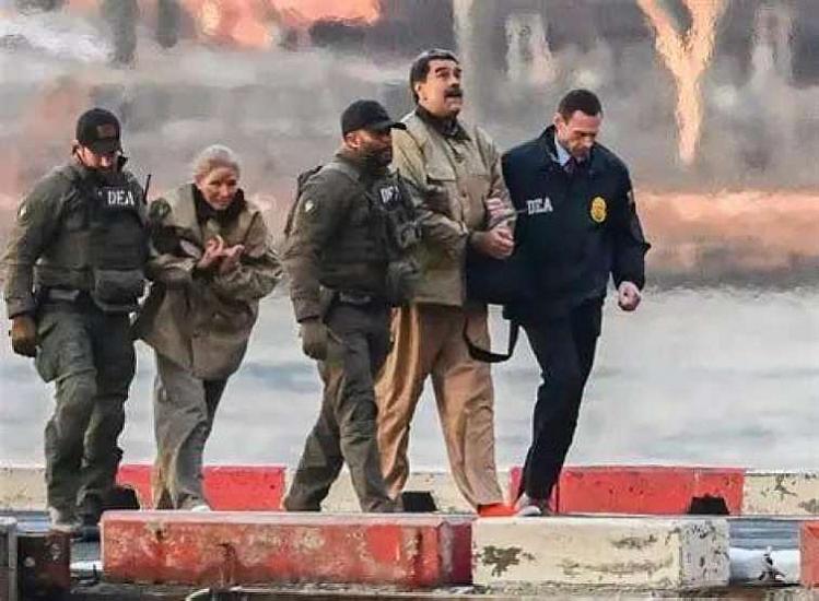 Maduro 18 məhbusla bir kamerada saxlanılır - 