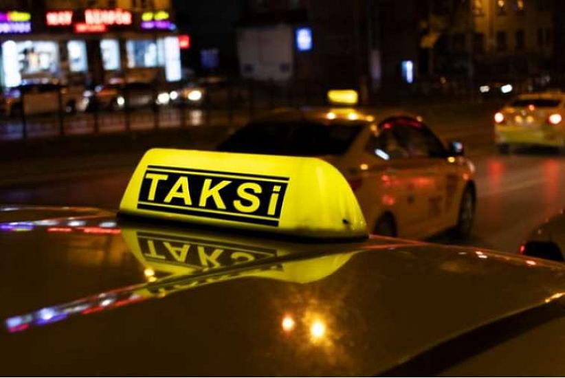 Taksilər avtobus zolaqlarından 
