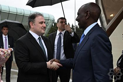 Keniyanın prezidenti Azərbaycana səfərə gəlib - 