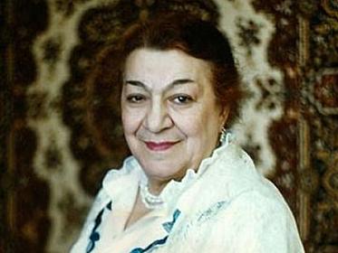 O filmdə danışan Nəsibə Zeynalova deyilmiş... - 