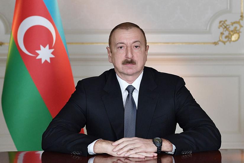 İlham Əliyev Tokayevi doğum günü münasibətilə 