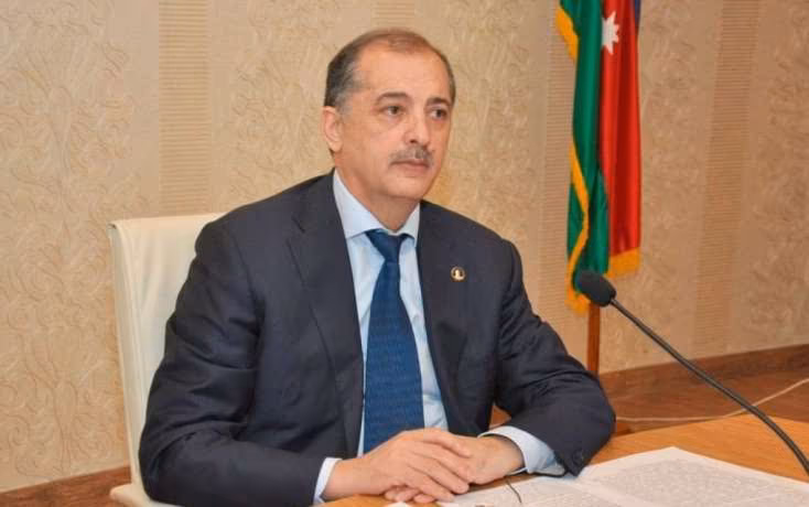 Sabiq başçının maşınları “su qiymətinə” satılır - 