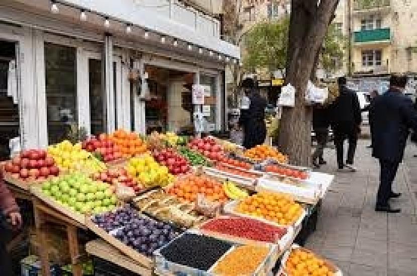 Küçə ticarəti ilə bağlı yeni QƏRAR: 