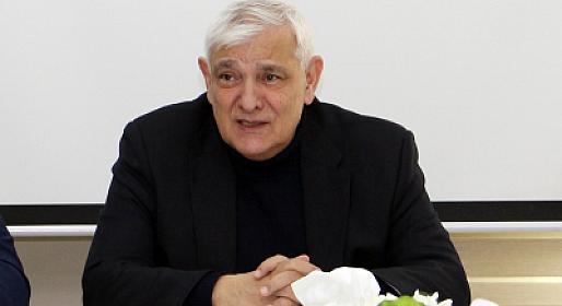 "Qadın evdə oturub övladlarına, ailəsinə baxsa, daha yaxşıdır" - 