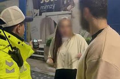 Sərxoş qadın sürücü polisi belə hədələdi - 