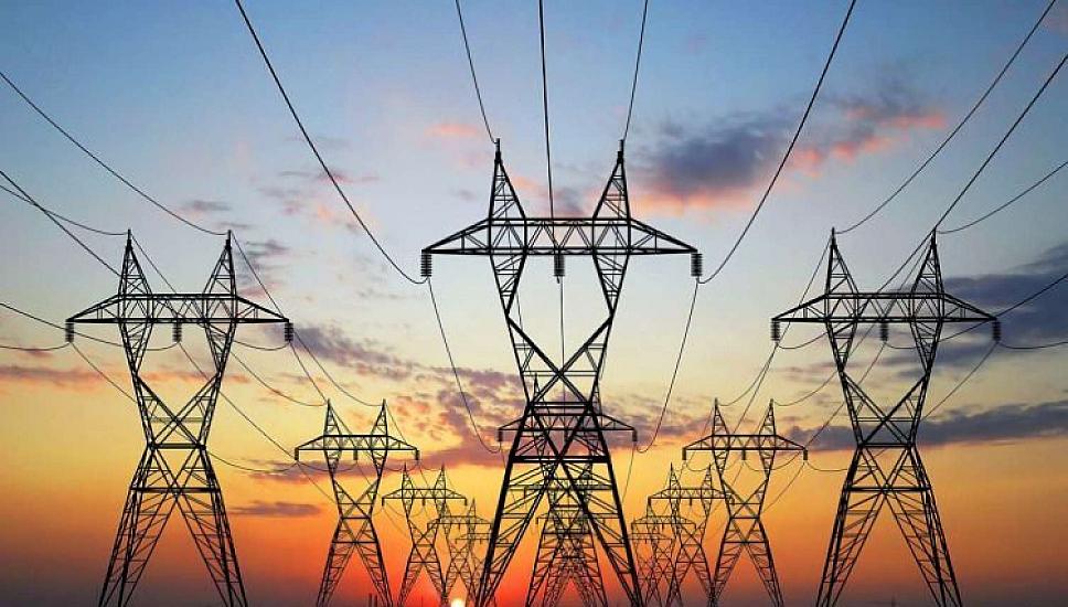 Bu ərazilərdə elektrik enerjisinin verilişi