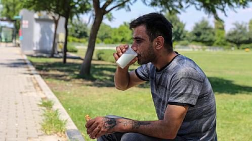 İstidə buz kimi ayran içənlərə 
