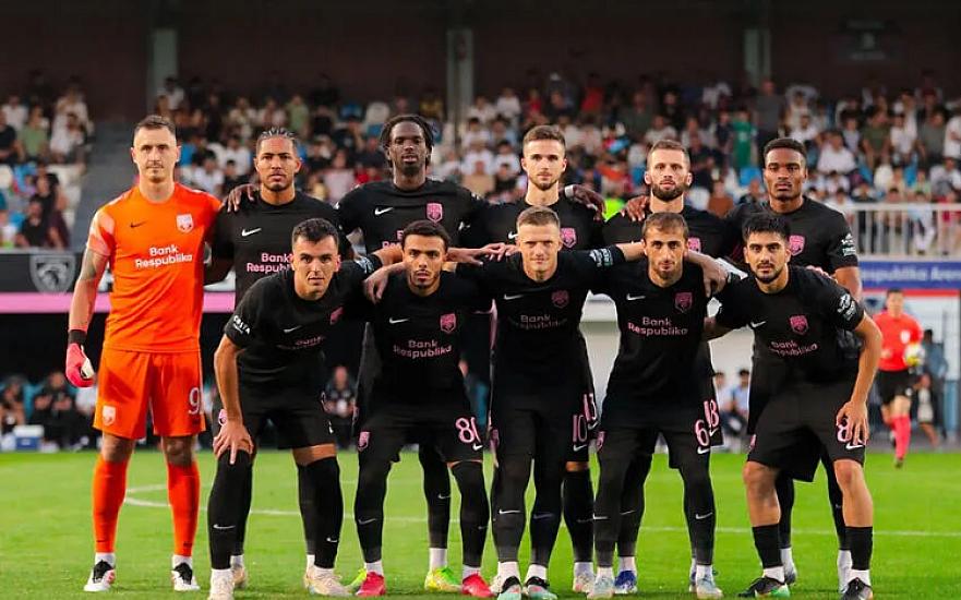 "Qarabağ" "Sabah"ın futbolçusu ilə 