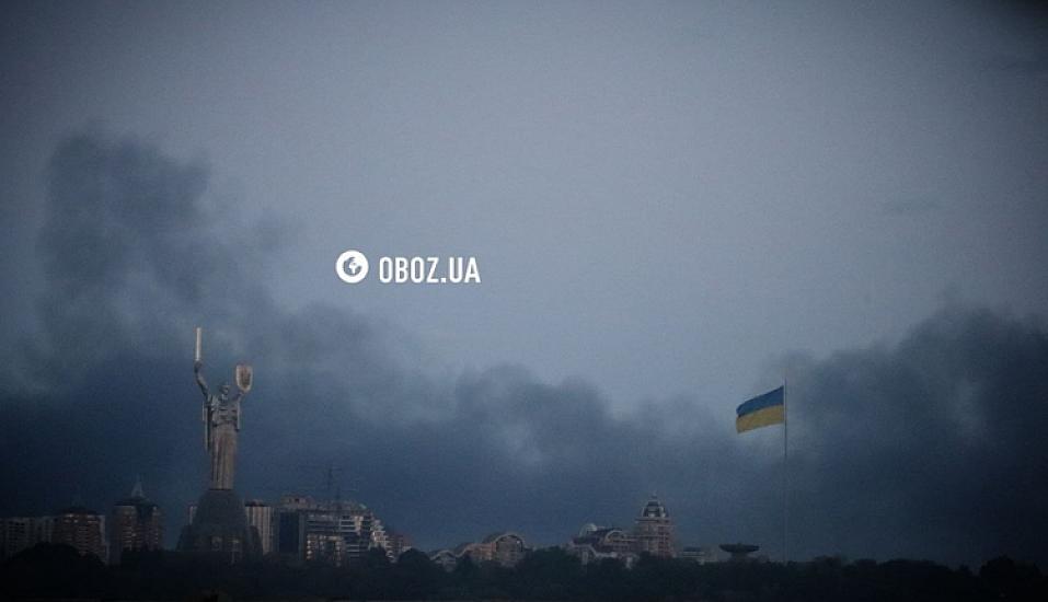 Russia struck Kyiv with "Oreshnik" - There are terrible destructions