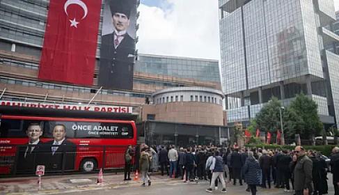 Çalxalanan Türkiyə siyasəti - 