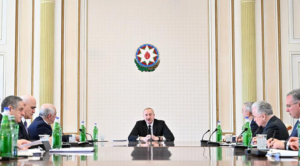 İlham Əliyev müşavirə keçirdi - 