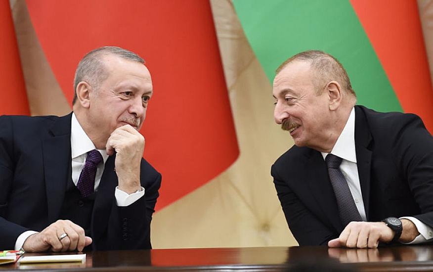 Ərdoğan Əliyevi 