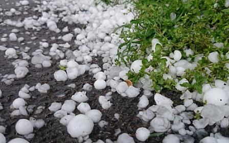 Sumqayıtda dolu yağır - 