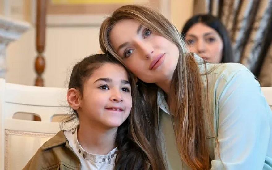 Alona Əliyeva uşaqlar üçün xeyriyyə tədbirində 
