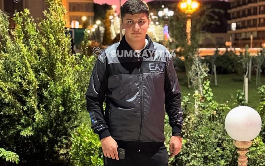 II kurs tələbəsi 