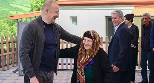 Şuşada Prezidentlə maraqlı söhbət: 