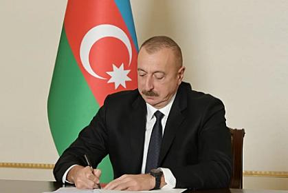 Prezident Qurban Qurbanovu 