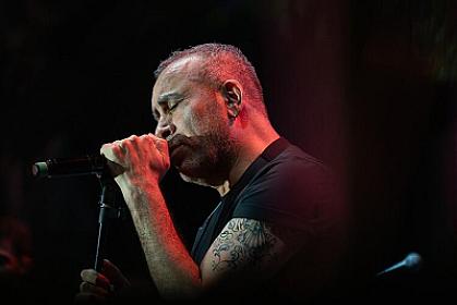 Tanınmış müğənni konsertini yarımçıq qoyub 