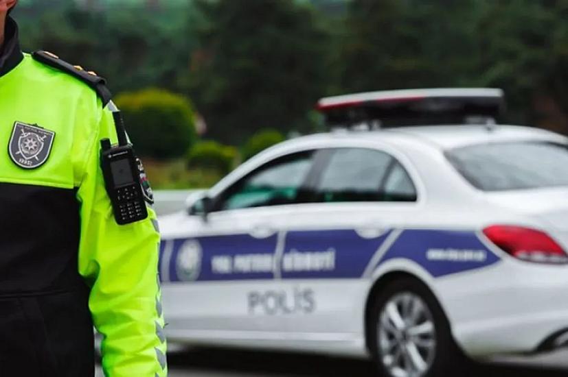 Yol polisindən küləkli hava ilə bağlı 