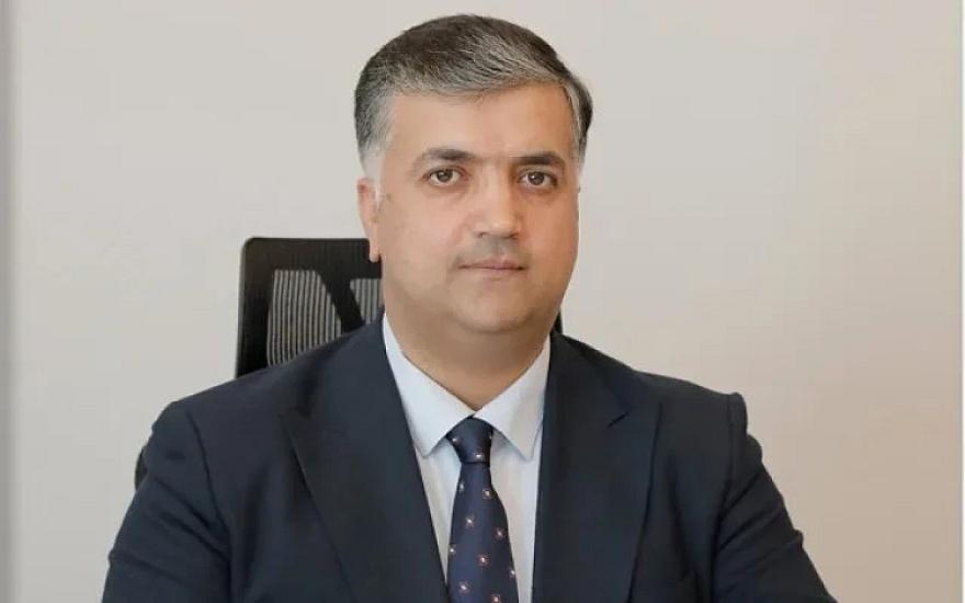 Agentlik sədri onu müdir müavini 