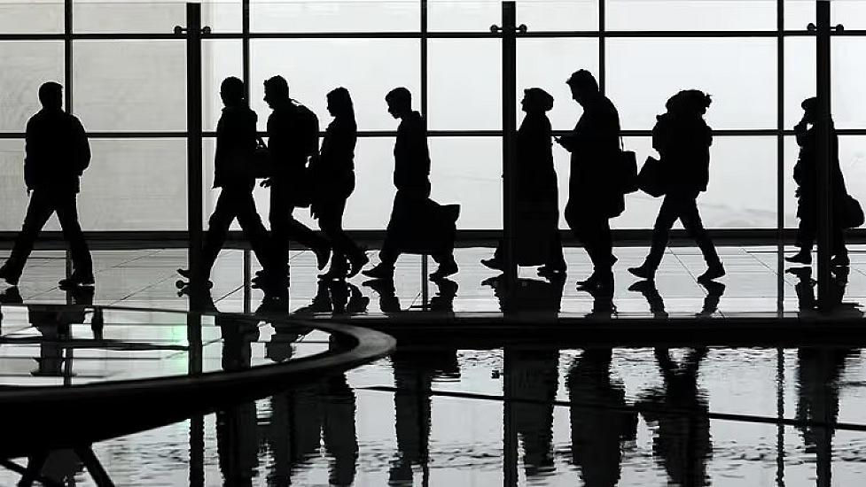 Azərbaycanlılar bu ölkədən deport olundu