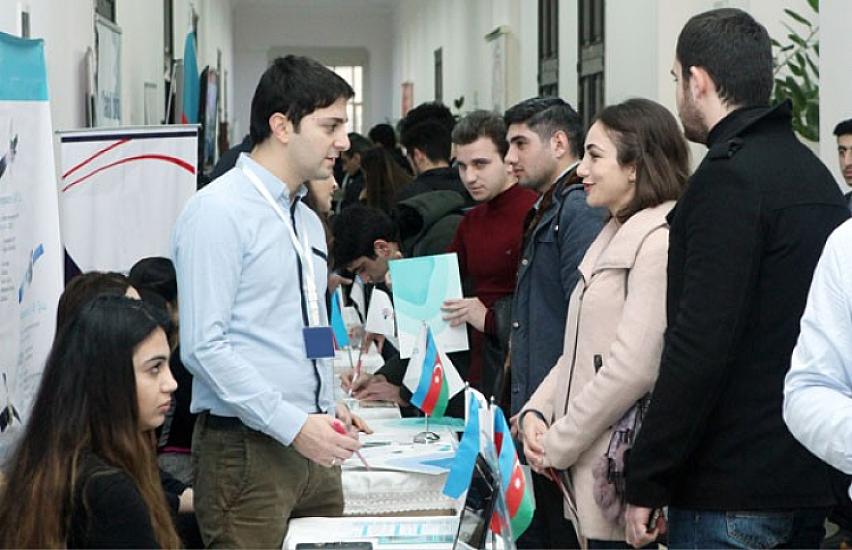 Əmək yarmarkaları nə dərəcədə effektivdir?