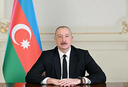 Küveyt Əmiri İlham Əliyevi təbrik edib