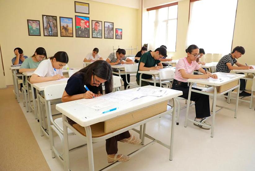 Bu ixtisas qrupları üzrə qəbul imtahanı keçirildi
