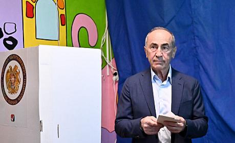 Köçəryan neçə mandat itirdi?