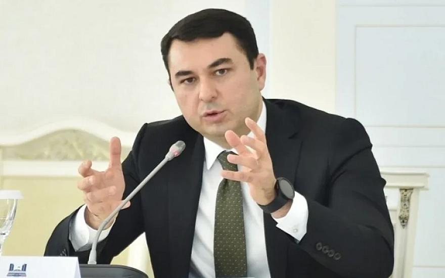 Nazir məktəblərdəki kitabxanalardan 