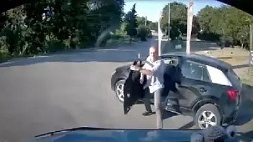 Prokurorla sürücü arasında qalmaqal – 