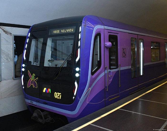The fate of lost items in the metro