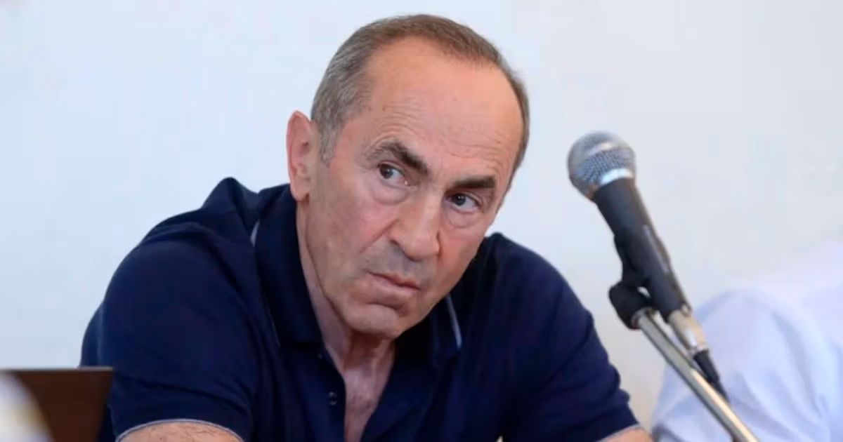 URGENT! Kocharyan while fleeing the country