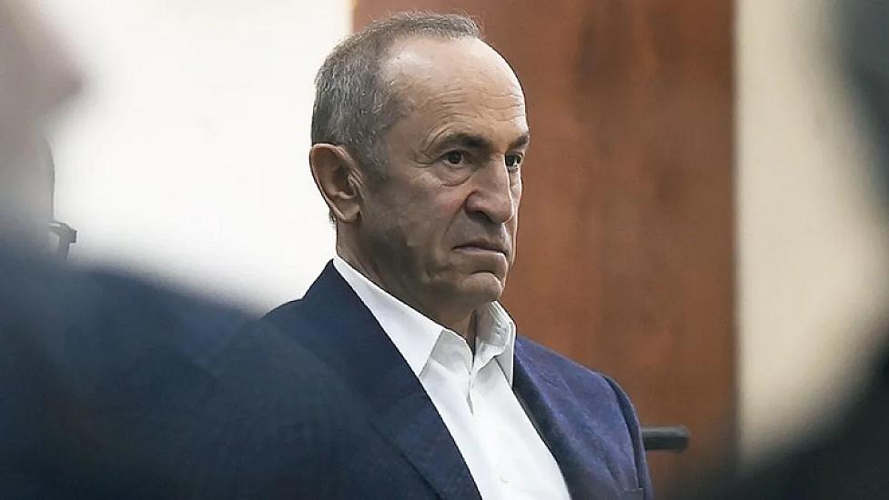 Robert Koçaryanın Ermənistandan çıxışı qadağan edilib