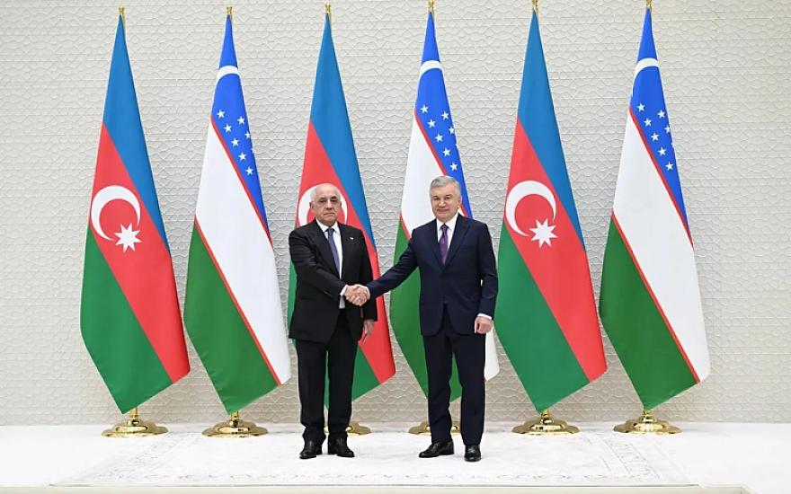 Əli Əsədov Özbəkistan Prezidenti ilə 