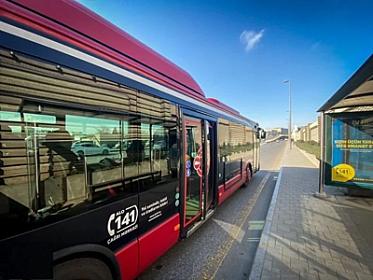 Bu avtobuslarla bağlı