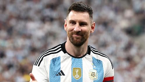 Messi yeni rekorda 