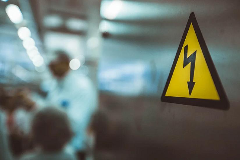 Maştağada 62 yaşlı kişini elektrik cərəyanı vuraraq