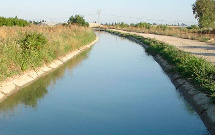 60 yaşlı kişi kanalda batdı