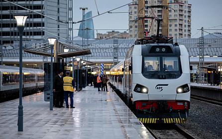 Bakı-Sumqayıt qatarında 