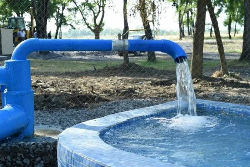 A 32-year-old man while repairing the water pool