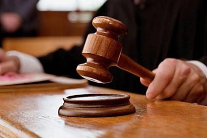 Oğlunu kürəyindən bıçaqlayan şəxsə 