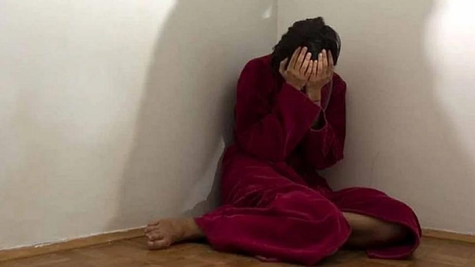 Kişi yemək hazırlamayan arvadına 
