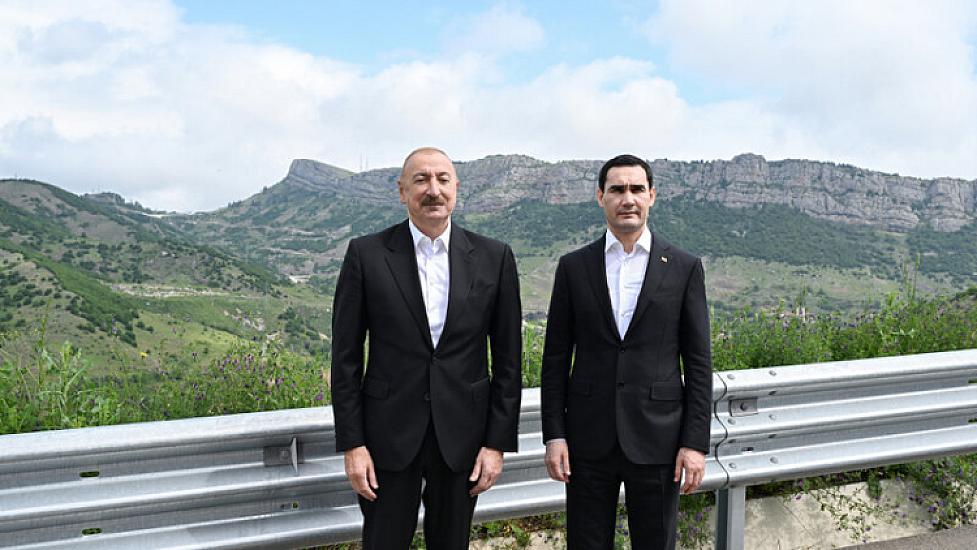 İlham Əliyev və Berdiməhəmmədov Daşaltı kəndində 