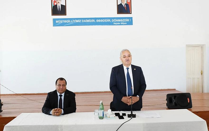 Vaqif Həsənov Qasımbəylidə vətəndaşlarla səyyar görüş keçirdi –