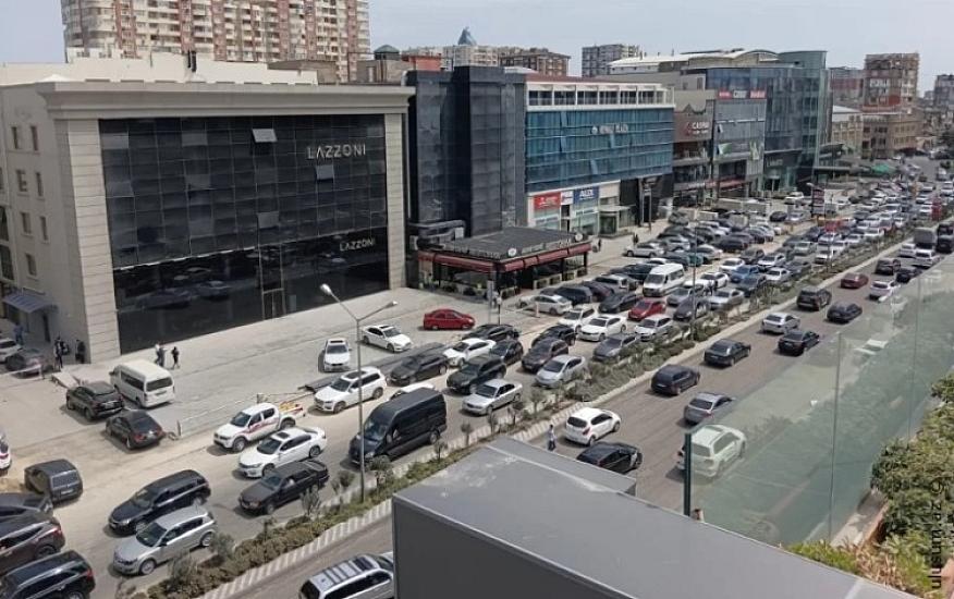 Bu yol üzrə nəqliyyatın hərəkəti 