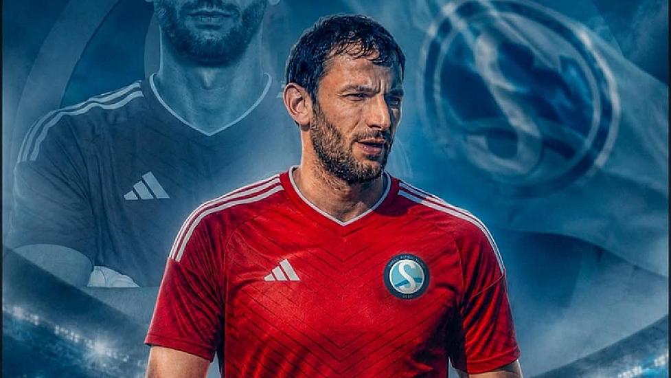 "Səbail" "Sumqayıt"ın qapıçısını